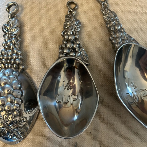 Arthur Court Measuring Cups Set - Picture 4 of 11